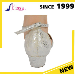 Último diseño alta calidad suela de cuero suave superior del salón de <span class=keywords><strong>baile</strong></span> <span class=keywords><strong>zapatos</strong></span> niñas <span class=keywords><strong>zapatos</strong></span> de <span class=keywords><strong>baile</strong></span> latino - Product Image 5