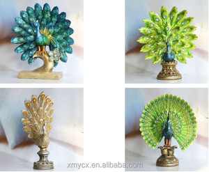 Tượng Con Công Thủ Công Bằng Nhựa Chất Lượng Cao - Product Image 4