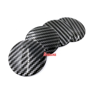<span class=keywords><strong>Autocollant</strong></span> d'emblème <span class=keywords><strong>de</strong></span> volant <span class=keywords><strong>de</strong></span> voiture en aluminium personnalisé LOGO 45 mm 50 mm 56 mm 60 mm 65 mm Capuchon central <span class=keywords><strong>de</strong></span> <span class=keywords><strong>roue</strong></span> Motif fibre <span class=keywords><strong>de</strong></span> carbone - Product Image 3