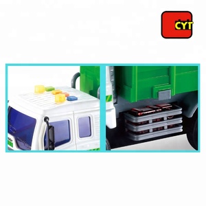 Modellino in Scala 1:16 di <span class=keywords><strong>Camion</strong></span> della <span class=keywords><strong>Spazzatura</strong></span> Verde a Inerzia, Giocattolo per Bambini - Product Image 4