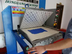 Otomatis Hot Press Kulit Asli Dompet Alas Kaki Tekstil Embossing Machine untuk Produk Kulit