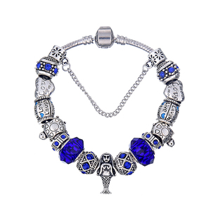 Prix concurrentiel usine en gros alliage cocu en forme de charme avec chaîne serpent bracelet européen - Product Image 2