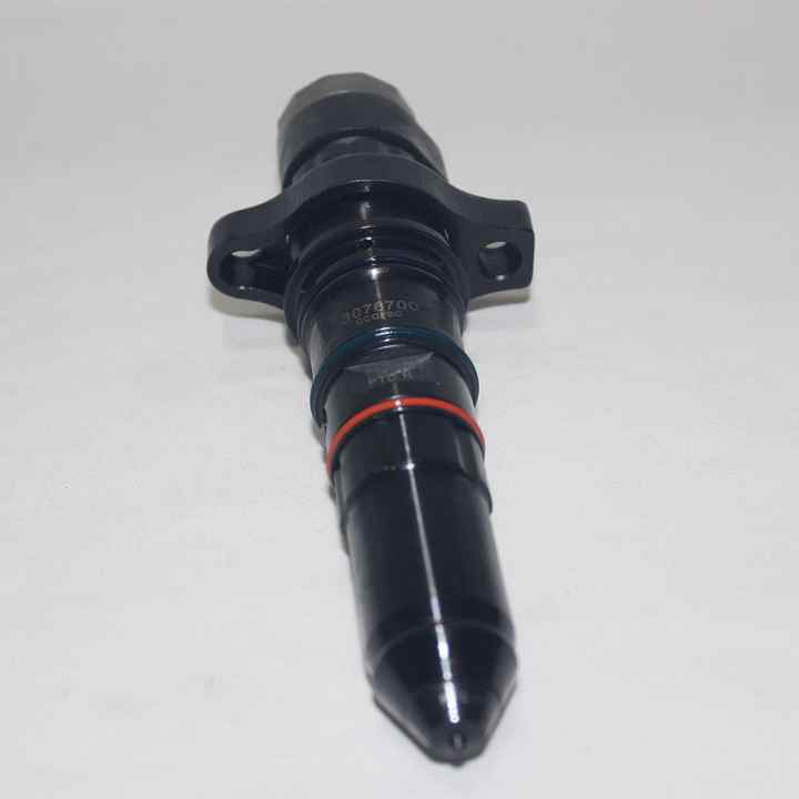 3059927 3076700 Cummins engine KTA19 K19 Fuel Injector| Alibaba.com