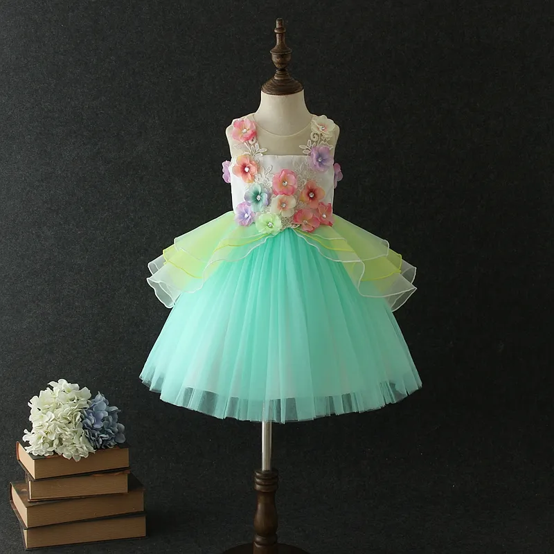 3-9歳の女の子のための花の子供の結婚式のノースリーブドレスと新しいスタイルのベビードレス卸売子供服