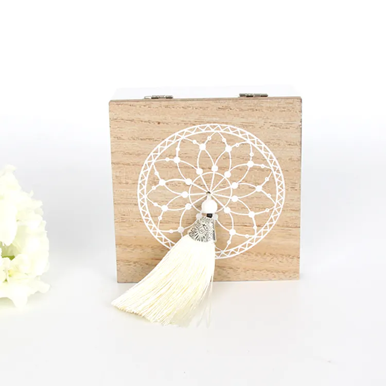 Promotional Simple Style Tassel Wood And White Jewellery Cases Party Gift Boxes