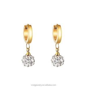 Importa gioielli dalla cina <span class=keywords><strong>orecchini</strong></span> <span class=keywords><strong>pendenti</strong></span> in oro alla moda con Design a sfera di cristallo <span class=keywords><strong>orecchini</strong></span> a goccia lunghi con Pom Pom - Product Image 1