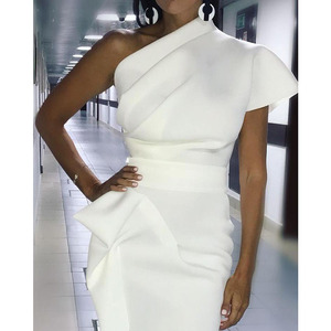 Le donne di colore giallo poliestere Una Spalla Increspato Irregolare Vestito Da Partito della fessura del lato nascosto chiusura a cerniera matita bordo banchetto vestito da promenade - Product Image 3
