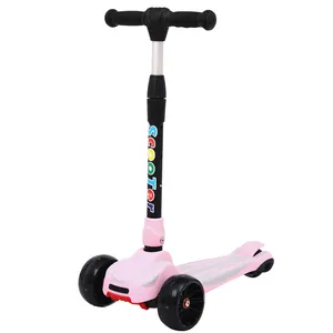 Kick Scooter รถสกู๊ตเตอร์สำหรับเด็ก,สกู๊ตเตอร์3ล้อสำหรับเด็กวัยหัดเดินเด็กหญิงและเด็กชายปรับความสูงได้4ระดับลีนเพื่อคัดท้ายด้วยล้อ PU LED Light Up