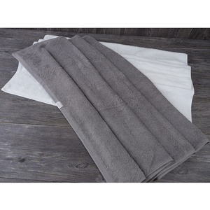 Cuộn vải khăn tắm 100% cotton màu xám và khăn tắm trắng bán buôn - Product Image 5