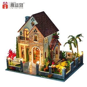 Maison miniature 3D faite à la main Know Me Love House, villa avec meubles/maison miniature en bois faite à la main avec LED - Product Image 1