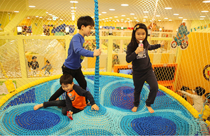 Red de ganchillo arcoíris para escalada, patio de juegos comercial - Product Image 4