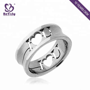 Plata al por mayor anillos de acero inoxidable anillo hueco <span class=keywords><strong>I</strong></span> LOVE U forma - Product Image 1