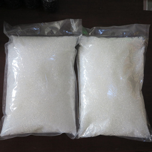 Armonia 1 kg/bag 100% italiana colla di cheratina trasparente colore marrone nero incollaggio per capelli colla per <span class=keywords><strong>extension</strong></span> per capelli - Product Image 6