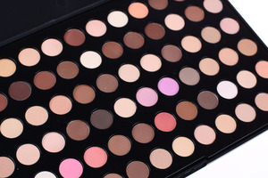 Cosméticos Al Por Mayor! 72 A Todo Color Paletas <span class=keywords><strong>de</strong></span> Maquillaje Sombra <span class=keywords><strong>de</strong></span> Ojos En Polvo <span class=keywords><strong>de</strong></span> Sombra <span class=keywords><strong>de</strong></span> Ojos - Product Image 5