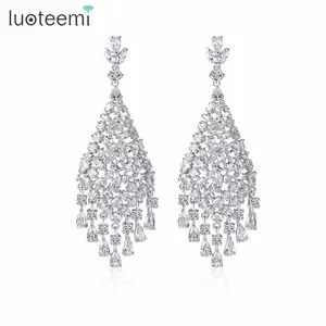 LUOTEEMI Neue geometrische Zirkonia gepflasterte Teardrop Quaste baumeln Ohrringe für Frauen Hochzeits schmuck Geschenk Tropfen Ohrringe