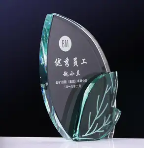 Leaf shape trophy custom business gift souvenir competition crystal glass trophy authorization plaques for best employee awards