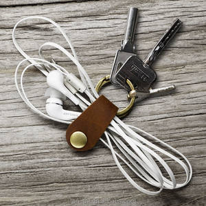 พวงกุญแจอัจฉริยะ Tasse หนังแท้พร้อมห่วงรูปตัว D - Product Image 4