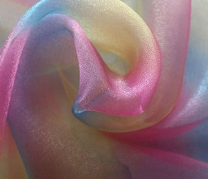 Europe Vente Chaude Décoration De Mariage 100% En Nylon Tissé Arc-En-Ciel <span class=keywords><strong>Neige</strong></span> Organza <span class=keywords><strong>Tissu</strong></span> - Product Image 4