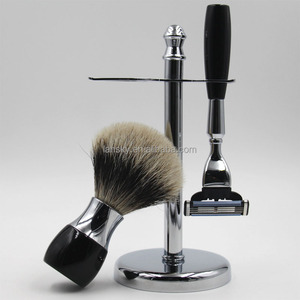 4 PC <span class=keywords><strong>set</strong></span> de <span class=keywords><strong>rasage</strong></span> avec <span class=keywords><strong>blaireau</strong></span>, rasoir, stand et bol en métal - Product Image 4