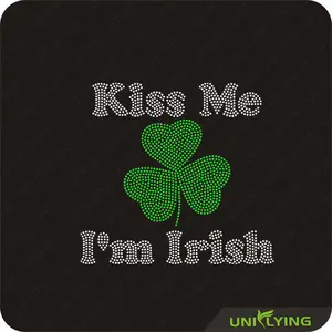 Embrassez-moi que je suis irlandais transferts shamrock strass