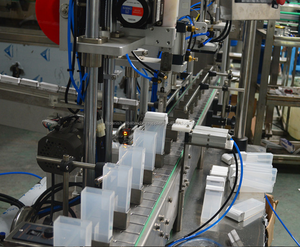 Botella <span class=keywords><strong>Barral</strong></span> automático glándula combinación línea de producción etiquetado - Product Image 3