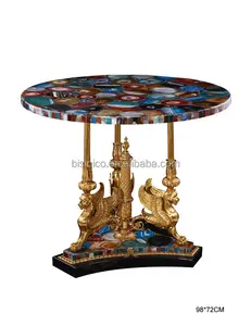 艺术装饰华丽的咖啡桌与孔雀石台面，彩色青铜孔雀石圆形中心表