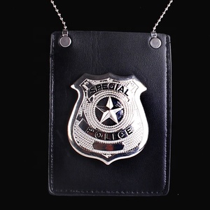 Le collier porte-cartes d'insigne de <span class=keywords><strong>police</strong></span> habille un compartiment portefeuille en cuir unique - Product Image 6