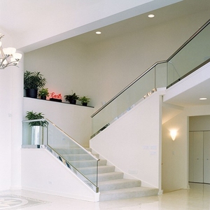 Kits de garde-corps d'escalier en verre d'intérieur contemporain, profilé en <span class=keywords><strong>aluminium</strong></span> en forme de U, <span class=keywords><strong>balustrade</strong></span> - Product Image 1