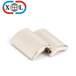 Xlmagnet 1kw कम <span class=keywords><strong>rpm</strong></span> स्थायी <span class=keywords><strong>10kw</strong></span> multipoles फेराइट जनरेटर चुंबक