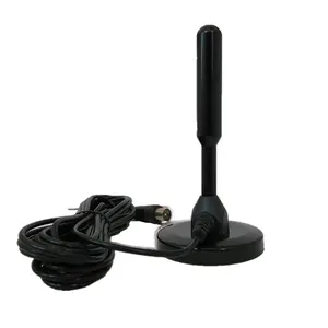 Antena interior con conector IEC, 860 MHz, 8dBi