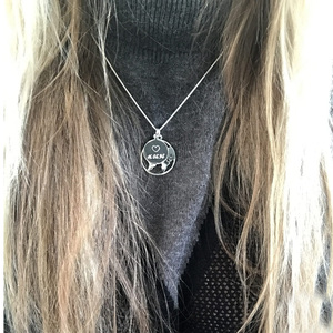 Collana da Donna in Acciaio Inossidabile Ispirata al Design <span class=keywords><strong>con</strong></span> Mappa del Mondo e Disco Inciso su Catena a Maglie - Product Image 6