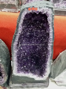 Grande Geode di Ametista Viola Naturale Brasiliana, Cristallo Grezzo per Decorazione Casa Feng Shui, Cluster Completo di Cristalli KF-850063 - Product Image 6