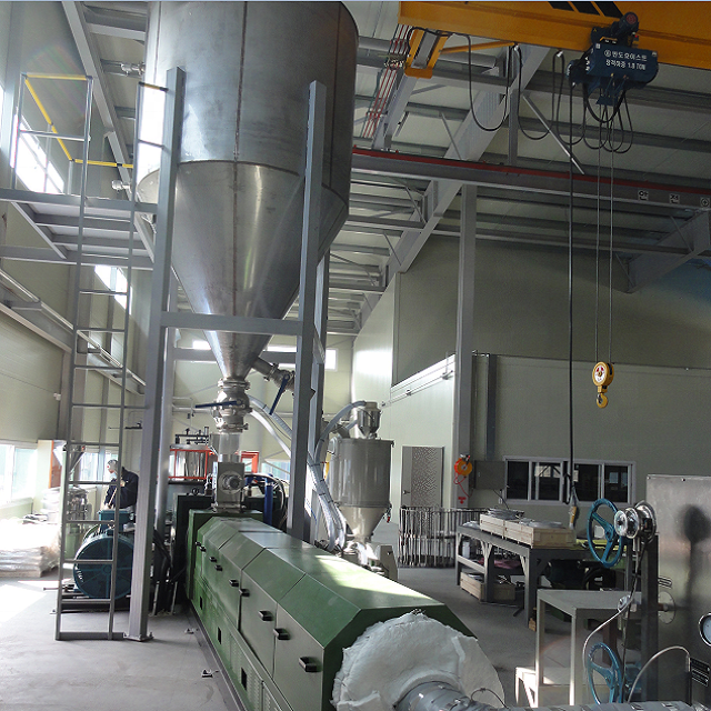 Заказной конструкционный бункер для линии производства полых волокон 6D до 15D