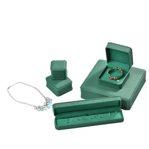 Kunststoff Grüne Samt Schmucks cha tulle Schmuckset PU Leder Geschenk boxen Verpackung für Halskette/Ring/Uhr