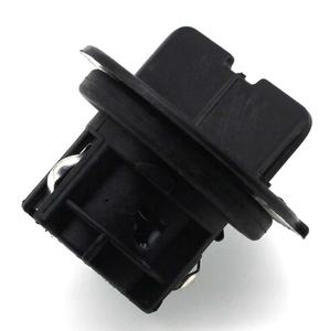 Portalampada per Indicatore di Direzione 6215.46 621546 per CITROEN C4 C5 C8 <span class=keywords><strong>PEUGEOT</strong></span> <span class=keywords><strong>207</strong></span> <span class=keywords><strong>307</strong></span> 607 807 - Product Image 1