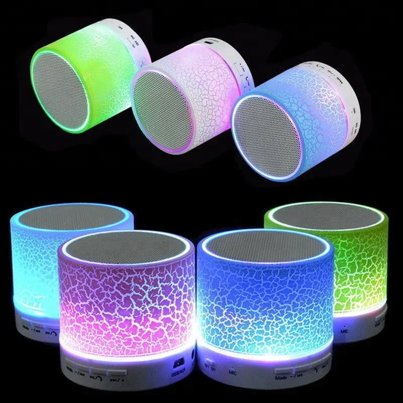 Altavoz inalámbrico con radio, colorido, azul, con luz LED, lector de tarjetas TF, barato, novedad de 2019