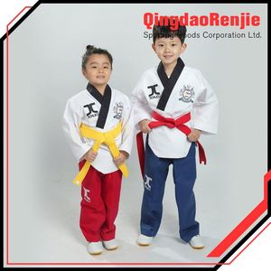 Unisex Poomsae Maestro <span class=keywords><strong>de</strong></span> Taekwondo <span class=keywords><strong>Uniforme</strong></span> - Product Image 1