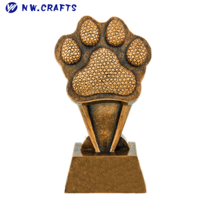 Nuova Statua in Resina <span class=keywords><strong>di</strong></span> Impronte <span class=keywords><strong>di</strong></span> <span class=keywords><strong>Zampe</strong></span> <span class=keywords><strong>di</strong></span> Cani e Gatti, Trofeo Decorativo in Vendita - Product Image 3