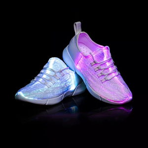 Luce morbida Traspirante USB Cambiare Colore Casuale Notte LED Light Up <span class=keywords><strong>Scarpe</strong></span> <span class=keywords><strong>E</strong></span> <span class=keywords><strong>scarpe</strong></span> Da Ginnastica - Product Image 1