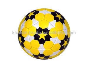 BALLON DE SOCCER EN CUIR PU/PVC DE HAUTE QUALITÉ AVEC LOGO PERSONNALISÉ Ballons de FOOT DIRECTS D'USINE PAS CHER ENTRAÎNEMENT SPORTIF ACHAT PROMOTIONNEL EN LIGNE - Product Image 2