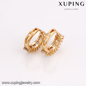 23576 <span class=keywords><strong>Korea</strong></span>-Stil Kupfer legierung anmutige Gold Creolen Ohrringe Designs für Freundin Geschenk