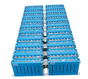 Fuente de la fábrica de 12 voltios batería lifepo extraíble 12v 120Ah Paquete de batería de litio módulo con barra de <span class=keywords><strong>bus</strong></span> - Product Image 6
