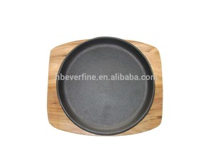 8 ' de hierro fundido calentamiento pizza <span class=keywords><strong>placa</strong></span>, <span class=keywords><strong>placa</strong></span> caliente con base de madera - Product Image 1