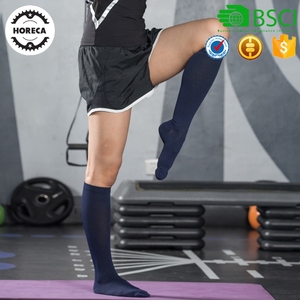Buen proveedor personalizado deporte calcetín <span class=keywords><strong>comprar</strong></span> color sólido cobre compresión - Product Image 2