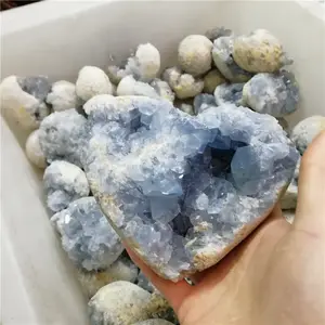 טבעי גביש קוורץ כחול geodes גביש אשכול חור גלם כחול celestite אשכול לב צורת לקישוט