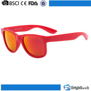 Promoción <span class=keywords><strong>de</strong></span> color <span class=keywords><strong>lentes</strong></span> <span class=keywords><strong>de</strong></span> espejo gafas <span class=keywords><strong>de</strong></span> sol bajo <span class=keywords><strong>precio</strong></span> al por mayor para niños - Product Image 1