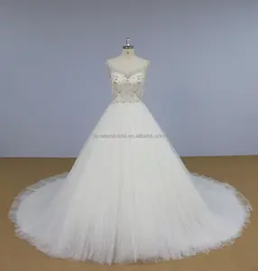 Vestido de novia nuevo diseño 2018 sin mangas bordado con cuentas alibaba 2018