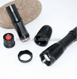 Khẩn Cấp Sử Dụng 1100 Lumen <span class=keywords><strong>UV</strong></span> <span class=keywords><strong>LED</strong></span> Có Thể Sạc Lại Nhôm Không Thấm Nước Torch 10W T6 <span class=keywords><strong>Zoom</strong></span> Ánh Sáng Mạnh Mẽ Đèn Pin Chiến Thuật - Product Image 4