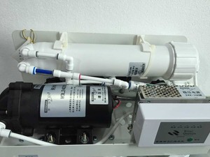 Mesin Pengolahan Air Distilasi Deionisasi untuk Laboratorium IC <span class=keywords><strong>ICP</strong></span> HPLC - Product Image 4
