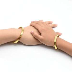 Custom Stainless Steel Stacking Bangle Kids <strong>Bracelet</strong> Jewelry Baby Footprint Engraved Message Mother <strong>Daughter</strong> <strong>Bracelet</strong> - Product Image 1